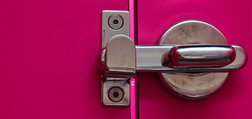 Childproof Gate Lock in Mammoth Lakes, California
