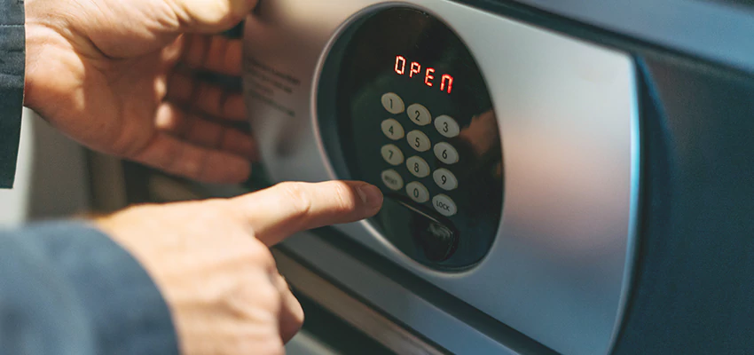 Cash Safe Openers in Mammoth Lakes, California