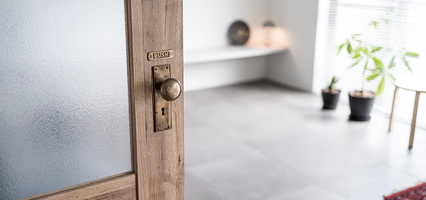 Deadbolt Door Lock Knob Repair in Mammoth Lakes, California